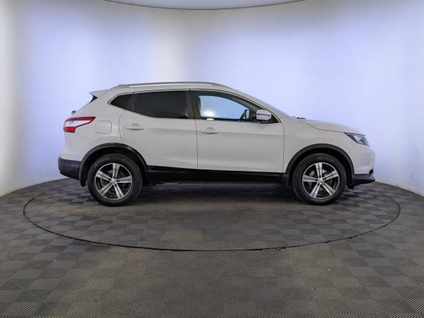 Nissan Qashqai II с пробегом 2017 года, цена 1 850 000 рублей, 102181 км, внедорожник, Автокод Объявления