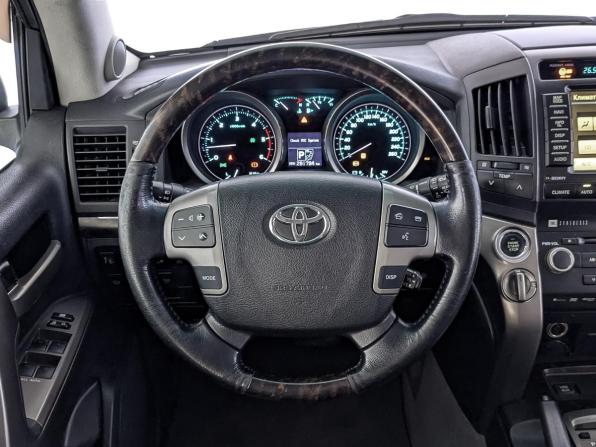 Toyota Land Cruiser 200 Series с пробегом 2011 года, цена 2 880 000 рублей, 291786 км, внедорожник, Автокод Объявления