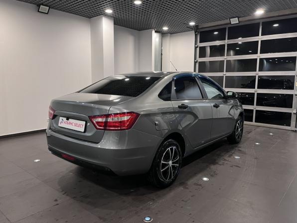Lada (ВАЗ) Vesta I с пробегом 2017 года, цена 890 000 рублей, 123545 км, седан, Автокод Объявления