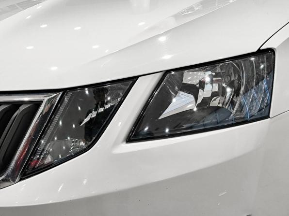 Skoda Octavia III (A7) Рестайлинг с пробегом 2018 года, цена 1 450 000 рублей, 168001 км, лифтбек, Автокод Объявления