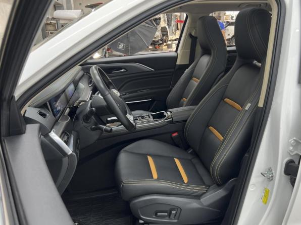 FAW Bestune T77 I с пробегом 2023 года, цена 1 520 000 рублей, 89135 км, внедорожник, Автокод Объявления