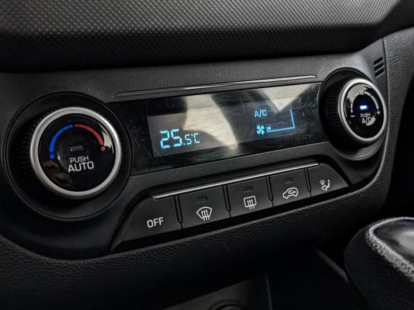 Hyundai Creta I Рестайлинг с пробегом 2021 года, цена 1 895 000 рублей, 124344 км, внедорожник, Автокод Объявления