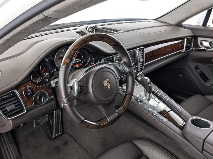 Porsche Panamera I Москва  - изображение 15