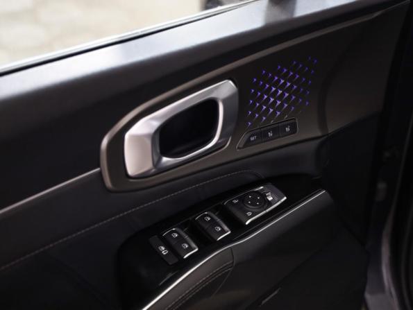 Kia Sorento IV с пробегом 2022 года, цена 3 599 000 рублей, 80924 км, внедорожник, Автокод Объявления
