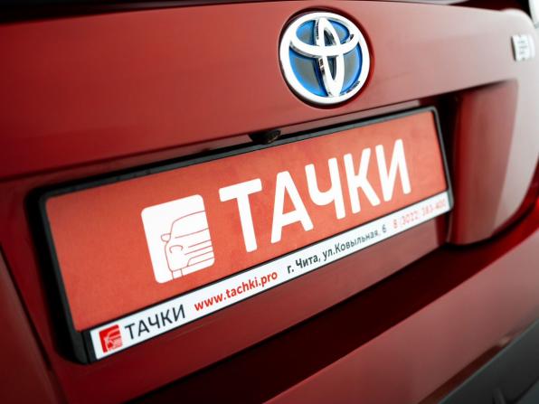 Toyota Prius IV (XW50) с пробегом 2016 года, цена 1 630 000 рублей, 177112 км, лифтбек, Автокод Объявления