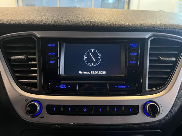 Hyundai Solaris II с пробегом 2018 года, цена 753 000 рублей, 192008 км, седан, Автокод Объявления