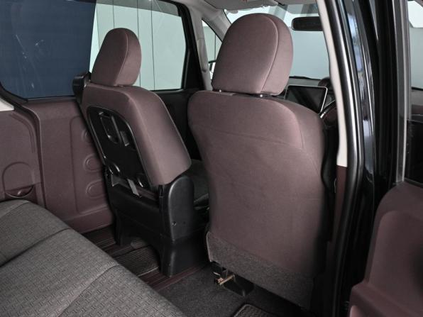 Toyota Spade с пробегом 2012 года, цена 1 060 000 рублей, 160157 км, микровэн, Автокод Объявления