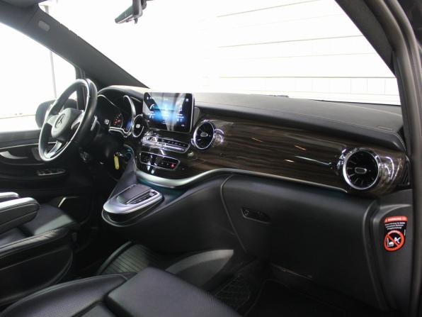 Mercedes-Benz V-Класс III (W447) Рестайлинг с пробегом 2022 года, цена 7 000 000 рублей, 113079 км, минивэн, Автокод Объявления