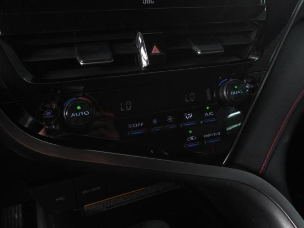 Toyota Camry VIII (XV70) Рестайлинг с пробегом 2021 года, цена 3 230 000 рублей, 124872 км, седан, Автокод Объявления