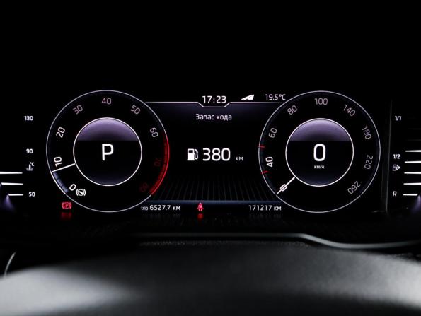 Skoda Octavia III (A7) Рестайлинг с пробегом 2019 года, цена 1 890 000 рублей, 171216 км, универсал, Автокод Объявления