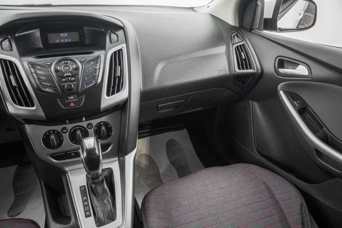Ford Focus III с пробегом 2012 года, цена 699 000 рублей, 305000 км, универсал, Автокод Объявления