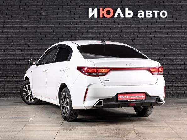 Kia Rio IV Рестайлинг с пробегом 2021 года, цена 1 500 000 рублей, 171438 км, седан, Автокод Объявления