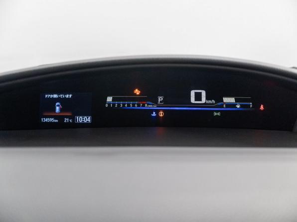 Honda Jade I с пробегом 2015 года, цена 1 397 000 рублей, 134485 км, компактвэн, Автокод Объявления