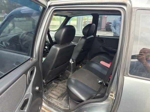 Chevrolet Niva I Рестайлинг с пробегом 2011 года, цена 397 000 рублей, 150000 км, внедорожник, Автокод Объявления