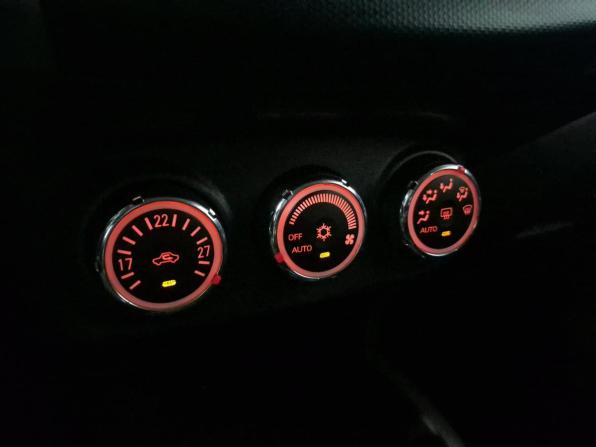 Mitsubishi Outlander II Рестайлинг с пробегом 2010 года, цена 940 000 рублей, 346656 км, внедорожник, Автокод Объявления