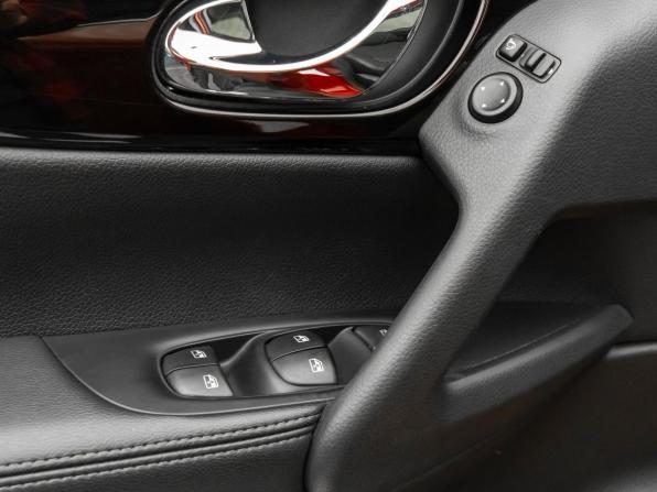 Nissan Qashqai II Рестайлинг с пробегом 2019 года, цена 2 490 000 рублей, 36649 км, внедорожник, Автокод Объявления