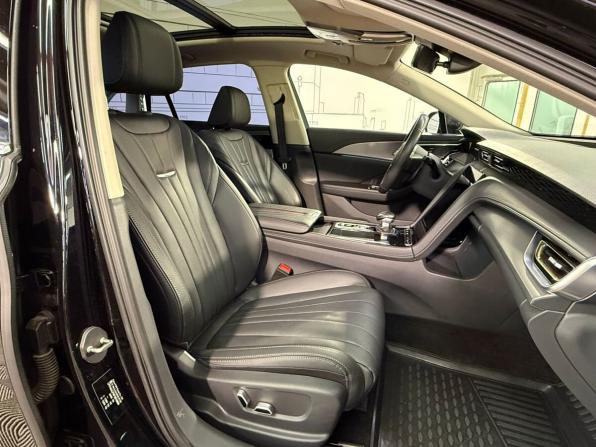 Hongqi H5 II с пробегом 2023 года, цена 2 800 000 рублей, 72600 км, седан, Автокод Объявления