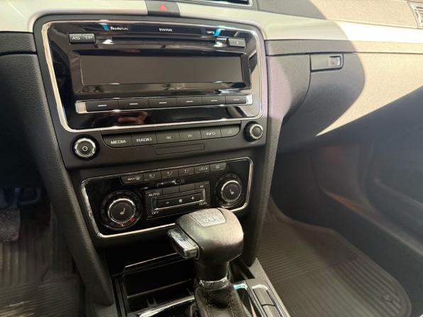Skoda Superb II с пробегом 2011 года, цена 1 179 000 рублей, 157000 км, лифтбек, Автокод Объявления