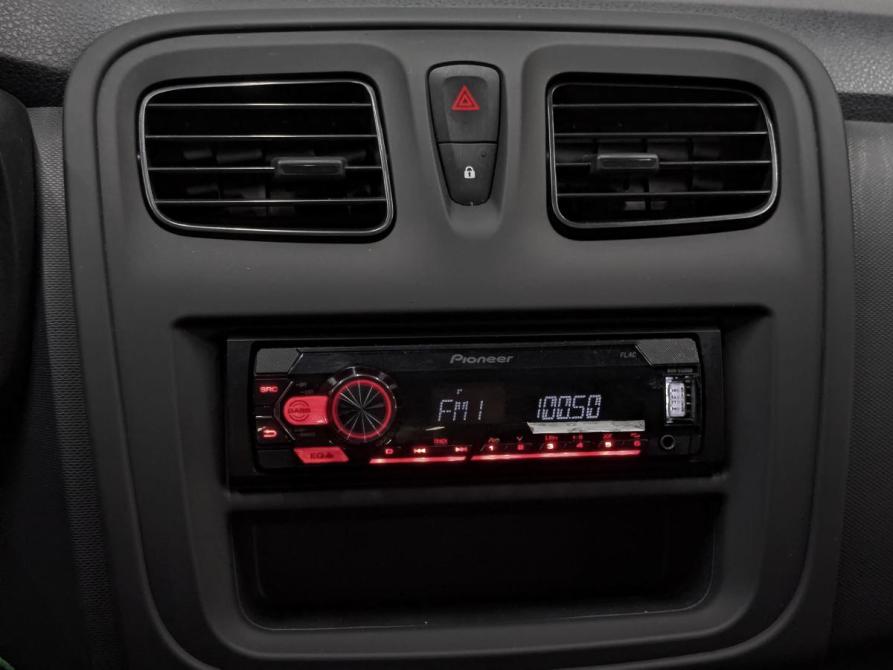 Renault Logan II Рестайлинг Москва  - изображение 17