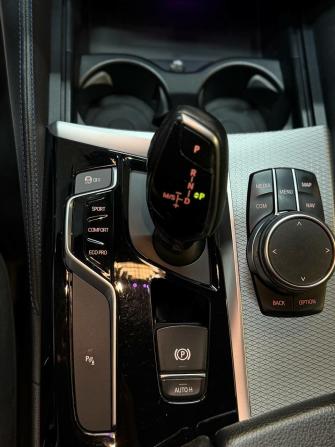BMW 5 серии VII (G30/G31/G38) с пробегом 2018 года, цена 3 597 000 рублей, 133000 км, седан, Автокод Объявления