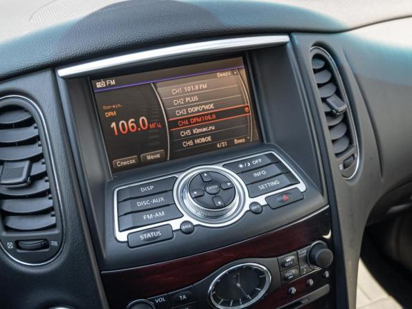 Infiniti QX50 I Рестайлинг с пробегом 2017 года, цена 2 299 000 рублей, 140670 км, внедорожник, Автокод Объявления