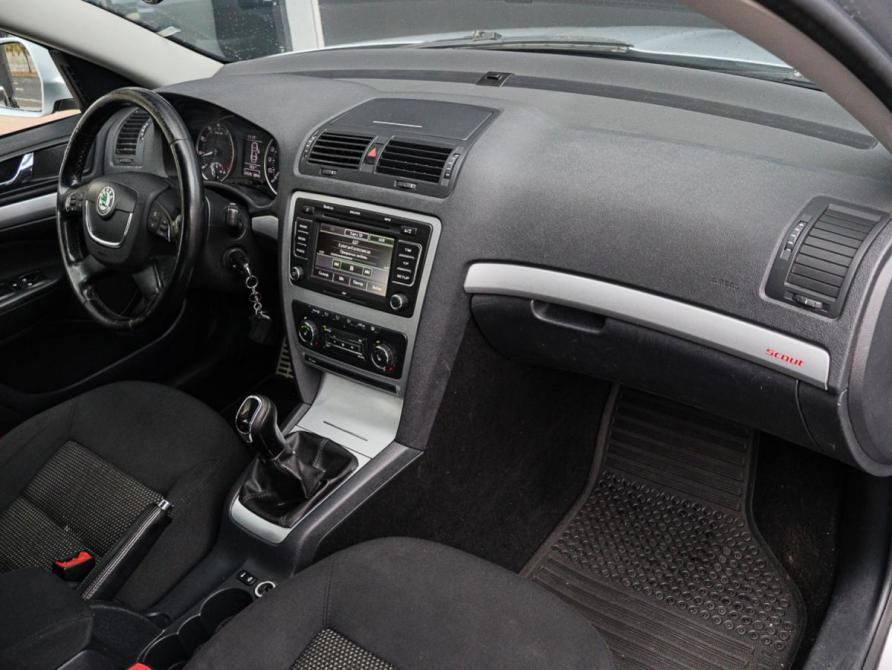 Skoda Octavia II (A5) Рестайлинг Москва  - изображение 8