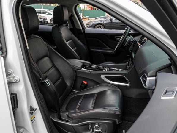 Jaguar F-Pace I с пробегом 2019 года, цена 3 695 000 рублей, 62795 км, внедорожник, Автокод Объявления