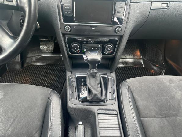 Skoda Superb II с пробегом 2012 года, цена 1 050 000 рублей, 197842 км, лифтбек, Автокод Объявления