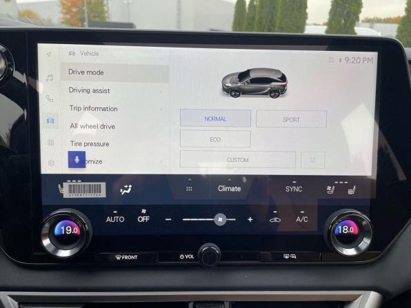 Lexus RX V с пробегом 2026 года, цена 8 796 000 рублей, 26 км, внедорожник, Автокод Объявления
