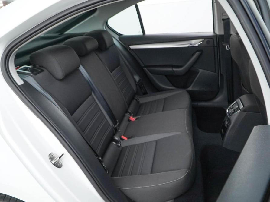 Skoda Octavia III (A7) Рестайлинг Москва  - изображение 7