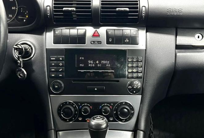 Mercedes-Benz C-Класс II (W203) Рестайлинг с пробегом 2006 года, цена 635 000 рублей, 211410 км, хэтчбек, Автокод Объявления
