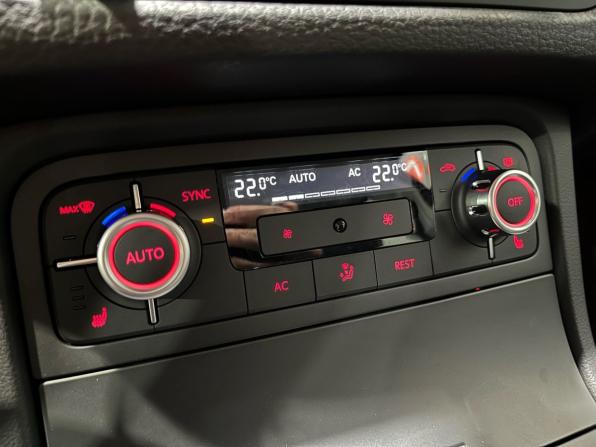 Volkswagen Touareg II с пробегом 2012 года, цена 2 130 000 рублей, 142655 км, внедорожник, Автокод Объявления