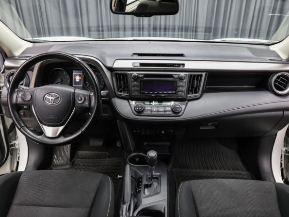 Toyota RAV4 IV (XA40) Рестайлинг с пробегом 2018 года, цена 2 149 000 рублей, 143410 км, внедорожник, Автокод Объявления