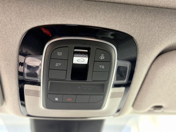 Hyundai Santa Fe IV Рестайлинг с пробегом 2021 года, цена 3 689 000 рублей, 44550 км, внедорожник, Автокод Объявления