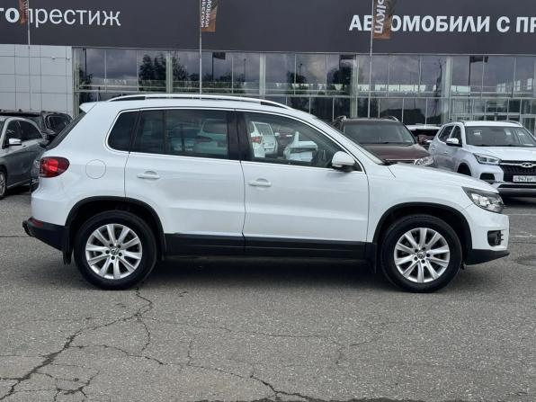 Volkswagen Tiguan I Рестайлинг с пробегом 2015 года, цена 1 305 000 рублей, 196982 км, внедорожник, Автокод Объявления