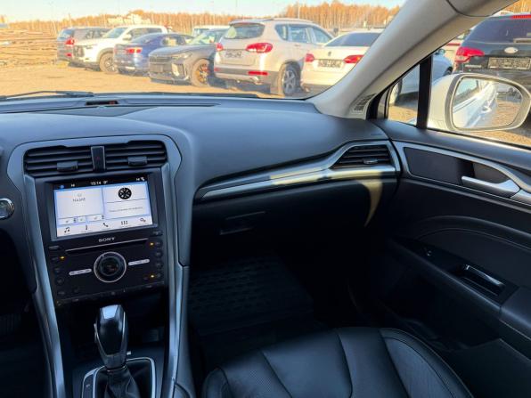Ford Mondeo V с пробегом 2017 года, цена 1 375 000 рублей, 187000 км, седан, Автокод Объявления