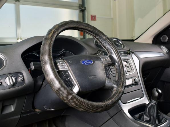 Ford Mondeo IV Рестайлинг с пробегом 2013 года, цена 899 995 рублей, 218373 км, седан, Автокод Объявления