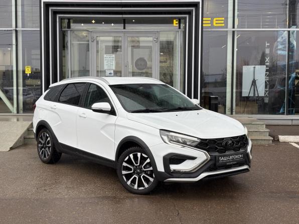 Lada (ВАЗ) Vesta I Рестайлинг (NG) с пробегом 2024 года, цена 1 390 000 рублей, 26655 км, универсал, Автокод Объявления