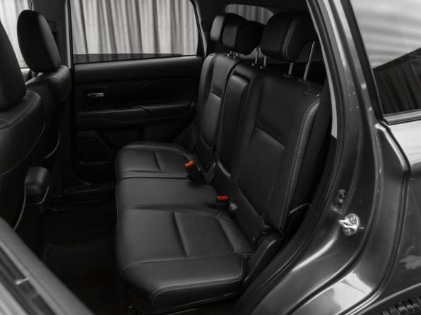 Mitsubishi Outlander III Рестайлинг 2 с пробегом 2016 года, цена 2 270 000 рублей, 81693 км, внедорожник, Автокод Объявления