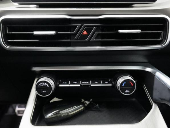 Geely Coolray I с пробегом 2023 года, цена 1 960 000 рублей, 57800 км, внедорожник, Автокод Объявления