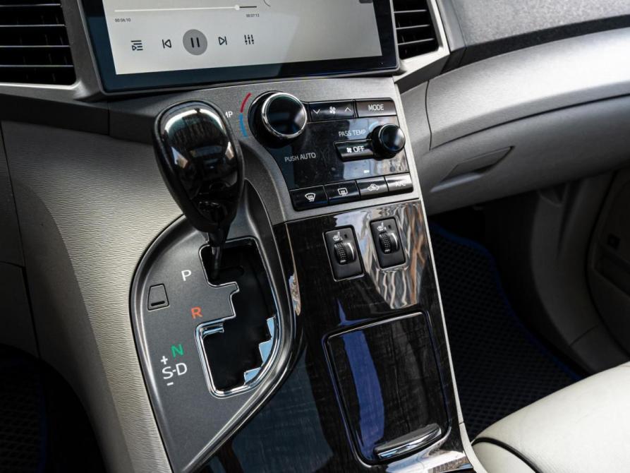 Toyota Venza I Рестайлинг Краснодар  - изображение 13