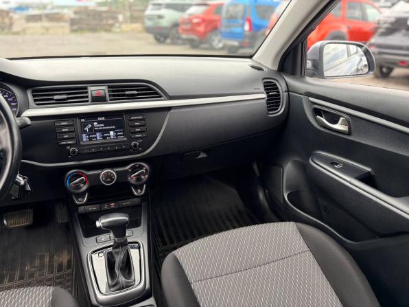 Kia Rio IV с пробегом 2018 года, цена 1 345 000 рублей, 139000 км, хэтчбек, Автокод Объявления