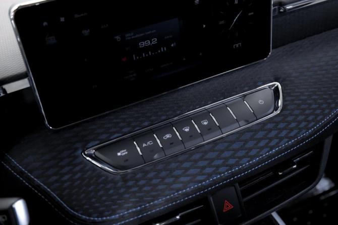 Haval Jolion I с пробегом 2023 года, цена 1 799 000 рублей, 25483 км, внедорожник, Автокод Объявления