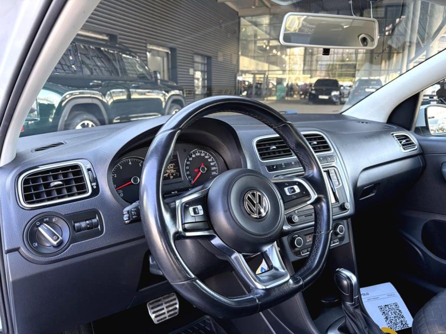 Volkswagen Polo V Рестайлинг Пермь  - изображение 15