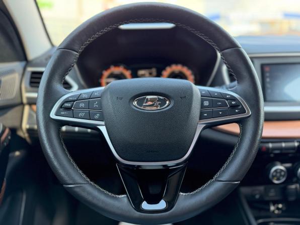 Lada (ВАЗ) Vesta I Рестайлинг (NG) с пробегом 2024 года, цена 1 380 000 рублей, 21000 км, седан, Автокод Объявления