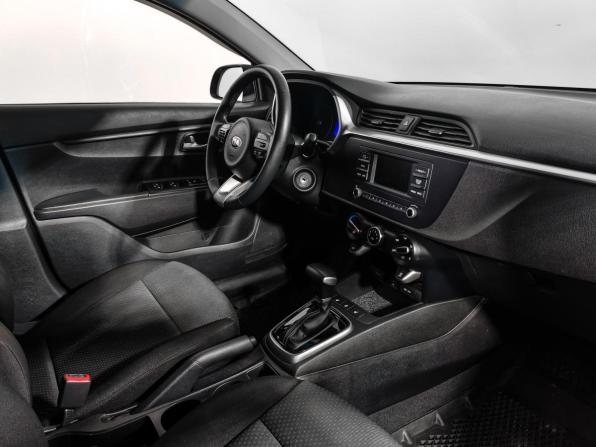 Kia Rio IV Рестайлинг с пробегом 2020 года, цена 1 515 000 рублей, 127067 км, седан, Автокод Объявления