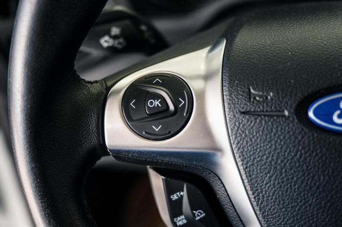Ford Kuga II с пробегом 2016 года, цена 1 600 000 рублей, 96000 км, внедорожник, Автокод Объявления