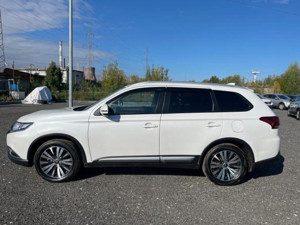 Mitsubishi Outlander III Рестайлинг 3 с пробегом 2020 года, цена 2 398 000 рублей, 103684 км, внедорожник, Автокод Объявления
