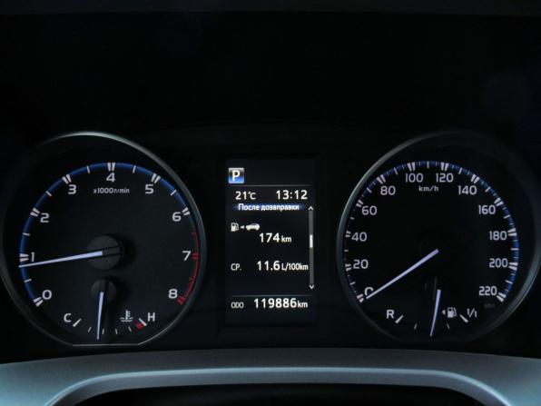 Toyota RAV4 IV (XA40) Рестайлинг с пробегом 2018 года, цена 2 980 000 рублей, 119885 км, внедорожник, Автокод Объявления