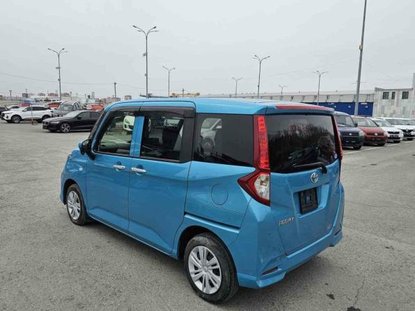 Toyota Roomy I Рестайлинг с пробегом 2020 года, цена 1 260 000 рублей, 22881 км, минивэн, Автокод Объявления